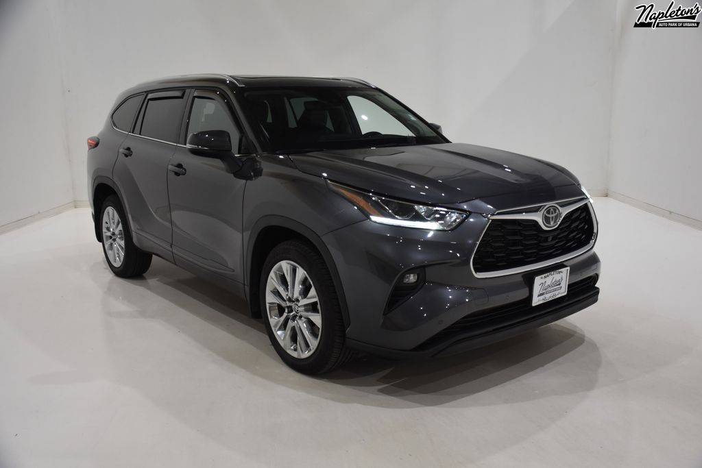 2022 Toyota Highlander Limited — SUV — 26,875 mi — Urbana, IL