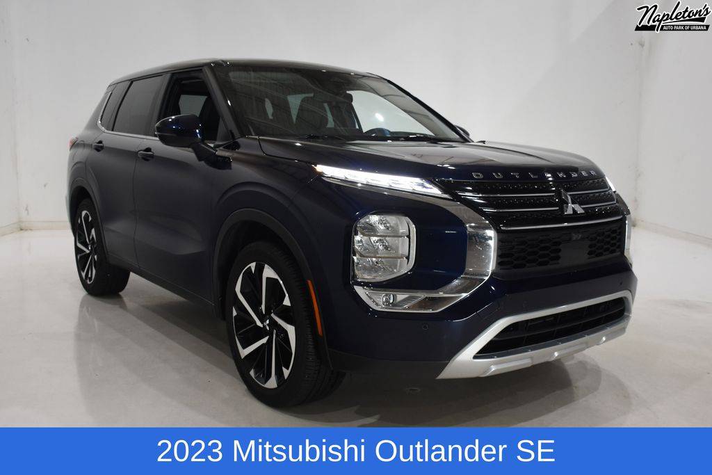 2023 Mitsubishi Outlander SE — SUV — 32,412 mi — Urbana, IL