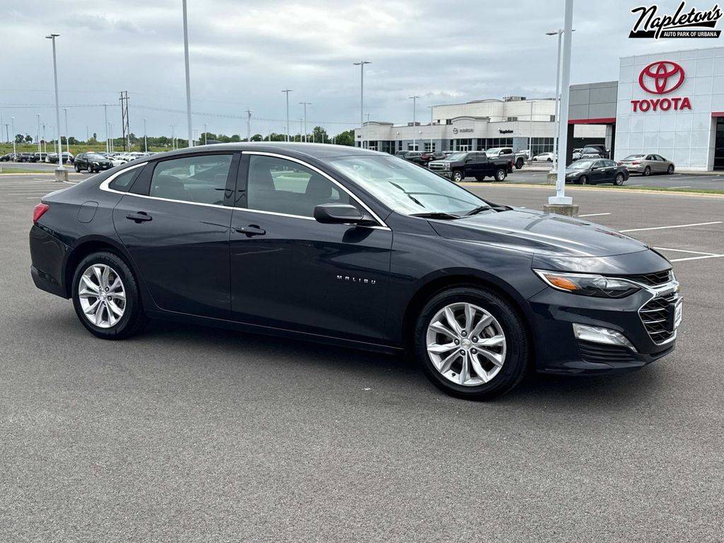 2023 Chevrolet Malibu LT — Sedan — 48,071 mi — Urbana, IL