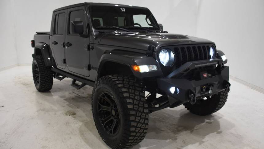 2023 Jeep Gladiator Sport S — Pickup Truck — 22,748 mi — Urbana, IL