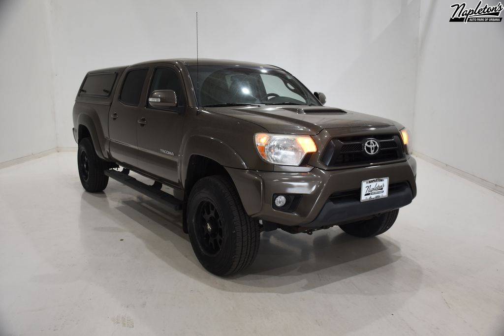 2015 Toyota Tacoma Base — Pickup Truck — 123,841 mi — Urbana, IL