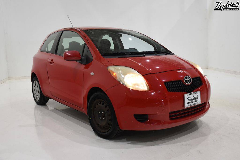 2008 Toyota Yaris Base — Hatchback — 110,916 mi — Urbana, IL