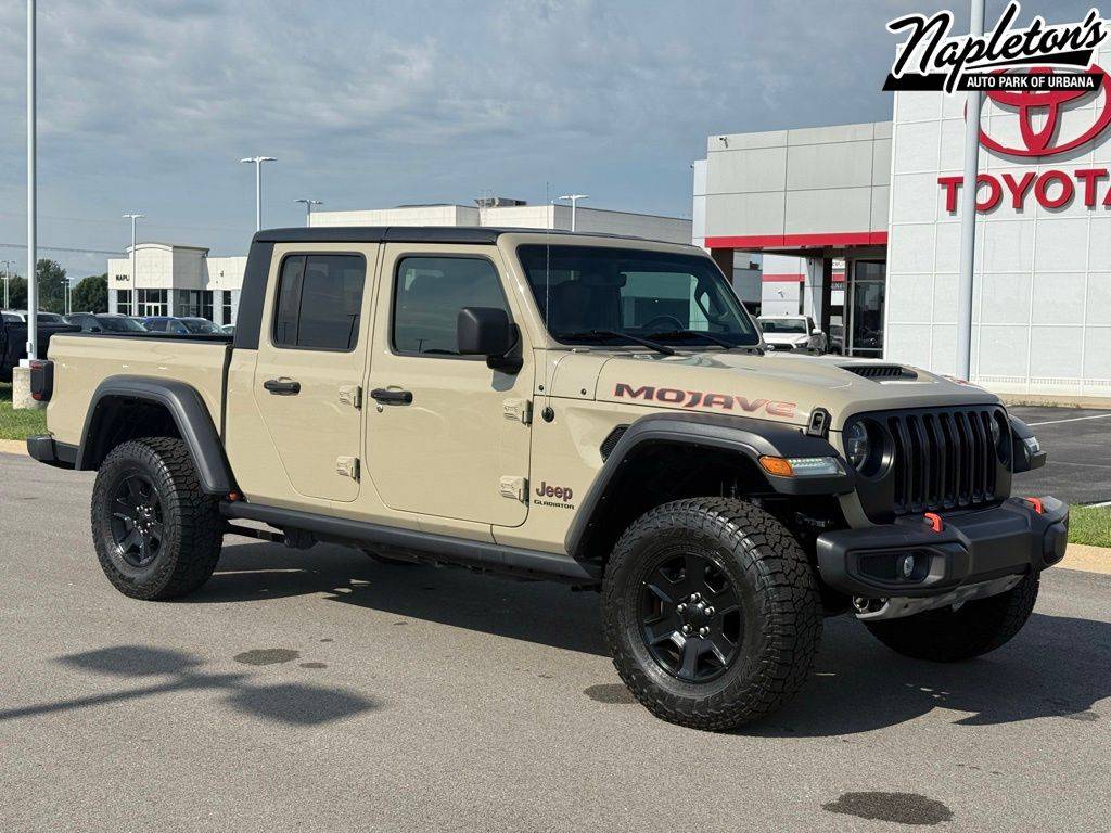 2022 Jeep Gladiator Mojave — Pickup Truck — 40,444 mi — Urbana, IL