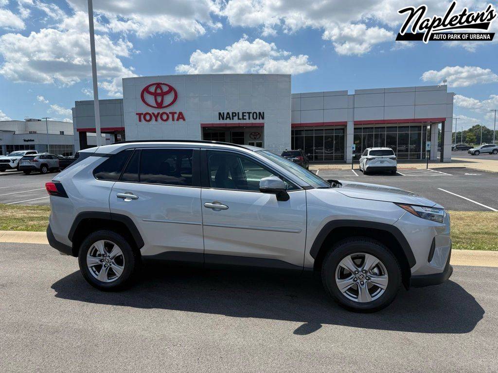 2025 Toyota RAV4 XLE — SUV — 4,787 mi — Urbana, IL