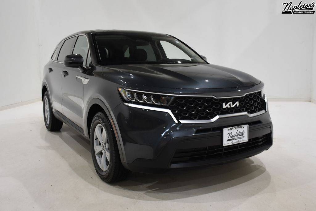 2023 Kia Sorento LX — SUV — 48,427 mi — Urbana, IL