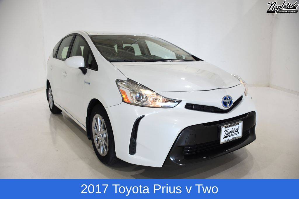 2017 Toyota Prius v Two — Wagon — 58,665 mi — Urbana, IL