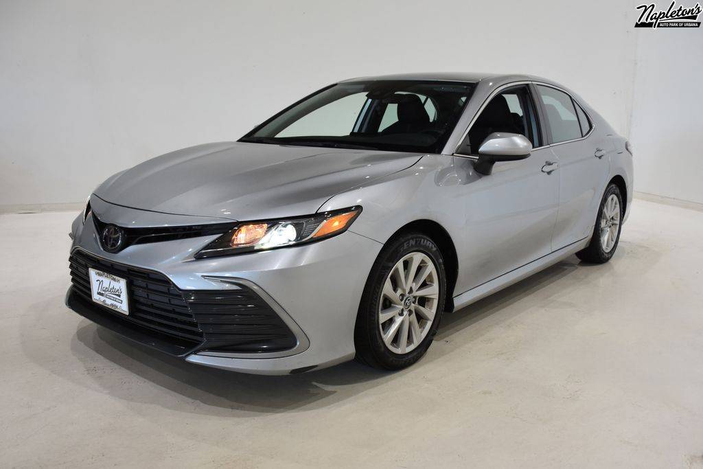 2023 Toyota Camry LE — Sedan — 69,884 mi — Urbana, IL