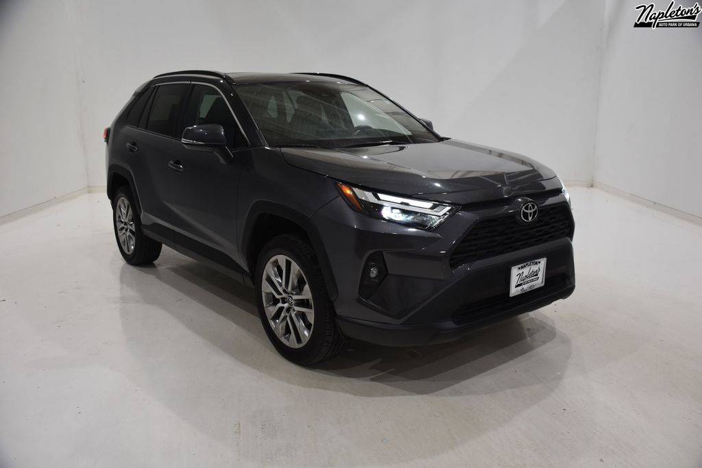 2022 Toyota RAV4 XLE Premium — SUV — 32,448 mi — Urbana, IL