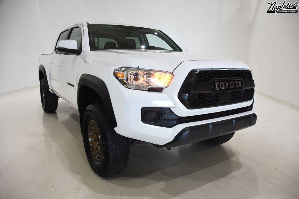 2022 Toyota Tacoma SR5 — Pickup Truck — 35,869 mi — Urbana, IL