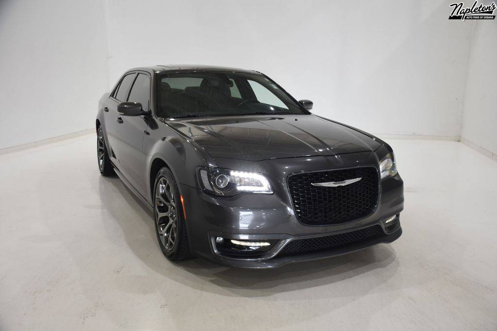 2018 Chrysler 300 S — Sedan — 77,194 mi — Urbana, IL