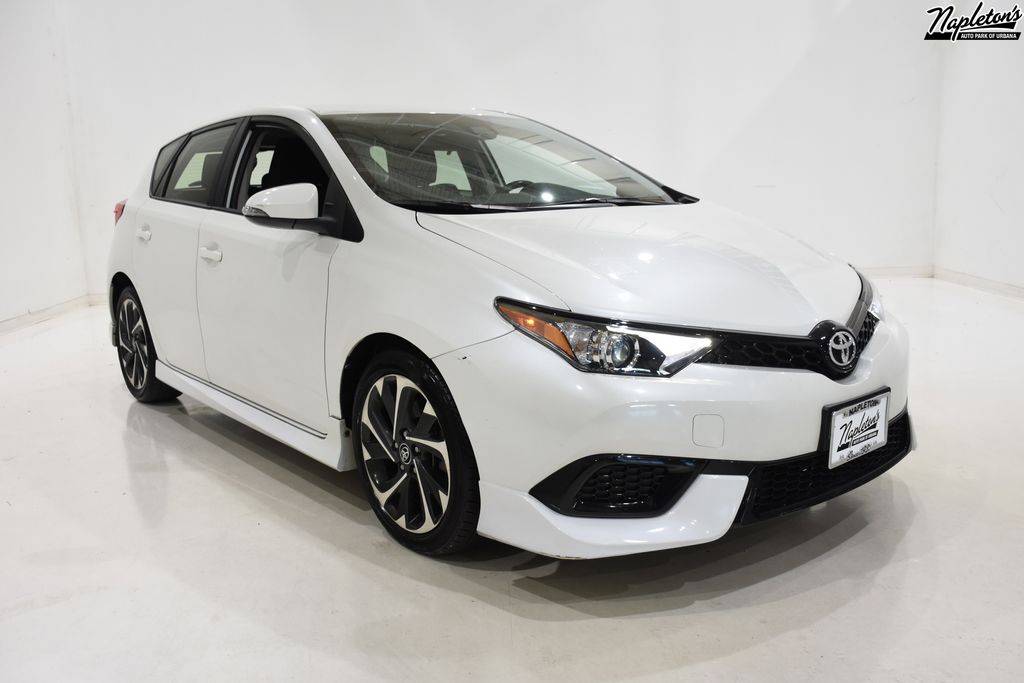2017 Toyota Corolla iM iM — Hatchback — 38,665 mi — Urbana, IL
