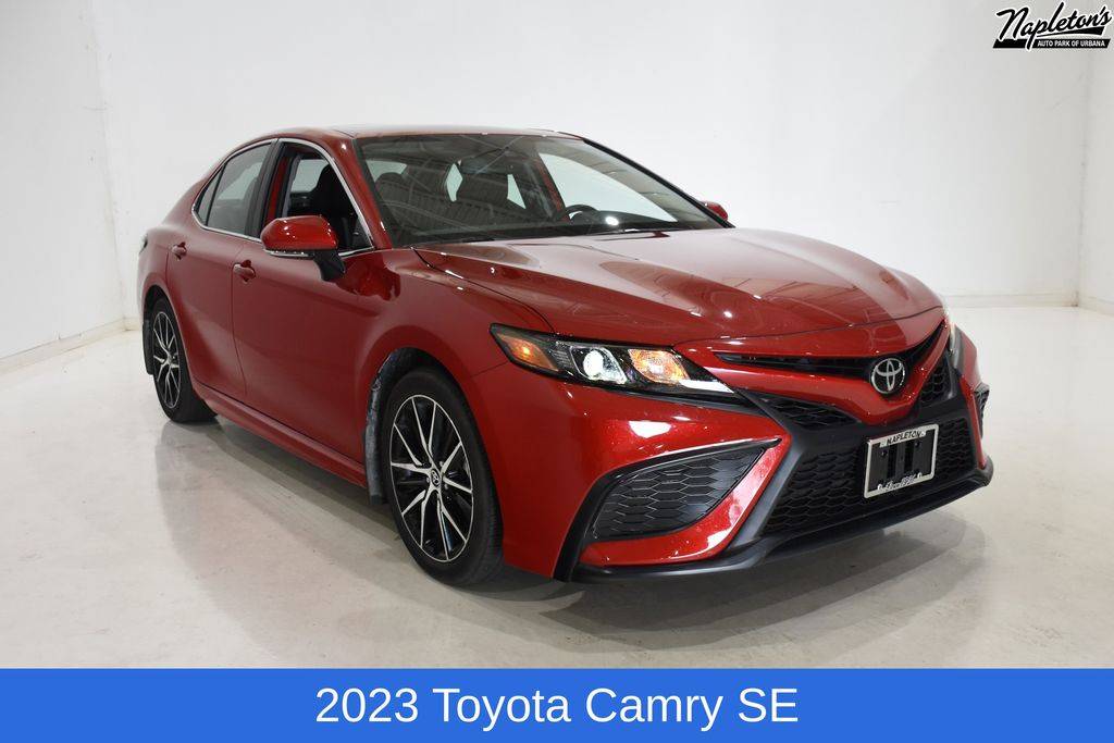 2023 Toyota Camry SE — Sedan — 12,927 mi — Urbana, IL