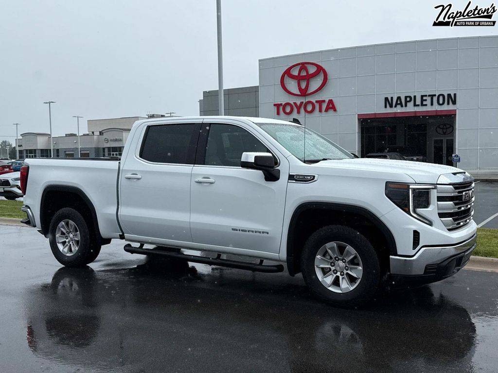2023 GMC Sierra 1500 SLE — Pickup Truck — 45,997 mi — Urbana, IL