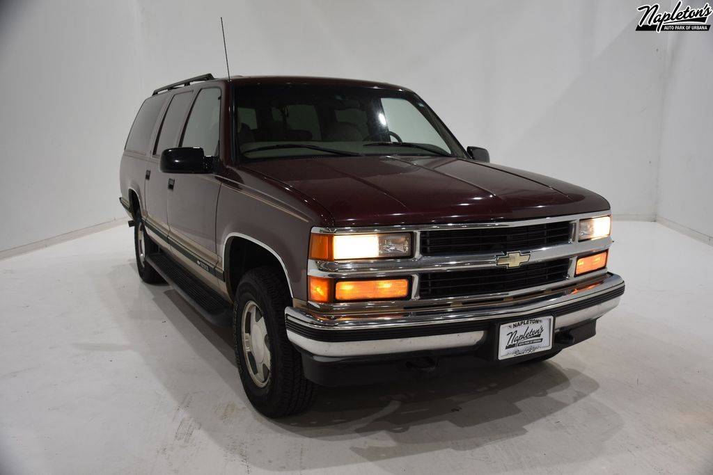 1999 Chevrolet Suburban Base — SUV — 152,132 mi — Urbana, IL