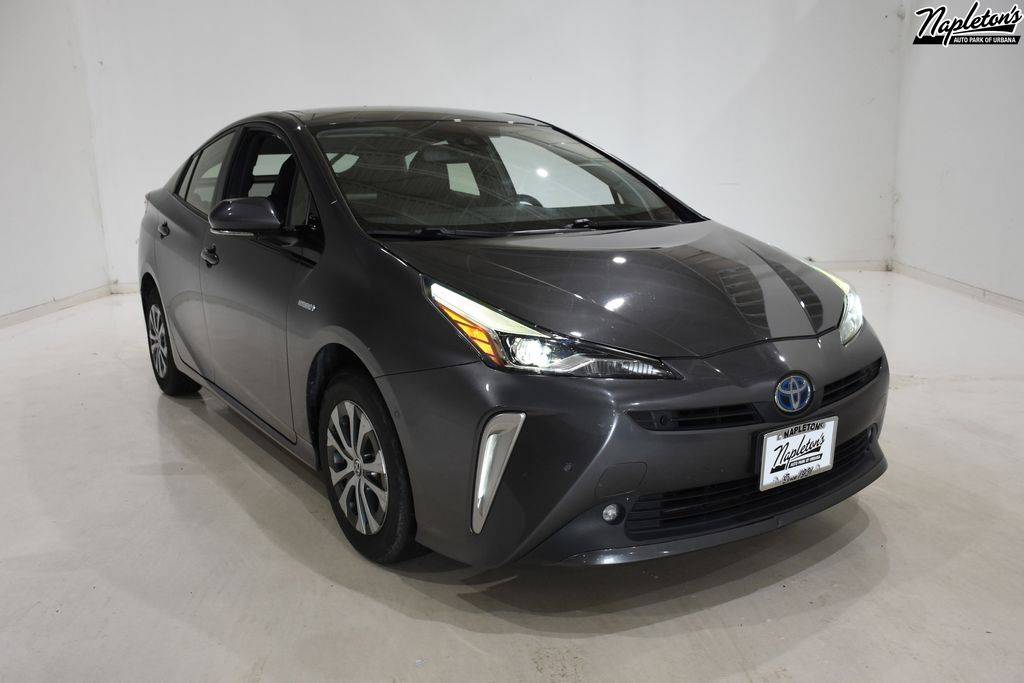 2019 Toyota Prius XLE — Hatchback — 128,146 mi — Urbana, IL
