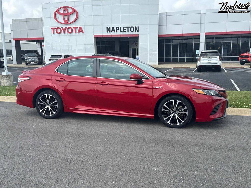 2019 Toyota Camry Hybrid SE — Sedan — 71,586 mi — Urbana, IL