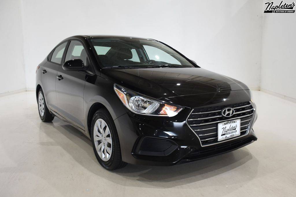 2021 Hyundai Accent SE — Sedan — 26,771 mi — Urbana, IL