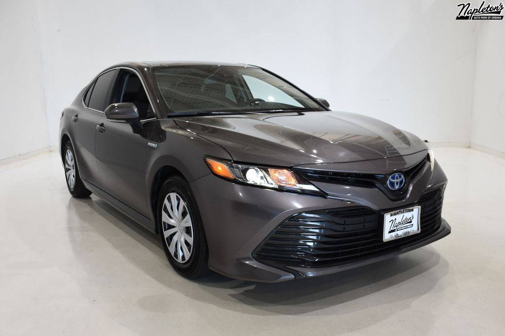 2020 Toyota Camry Hybrid LE — Sedan — 77,071 mi — Urbana, IL