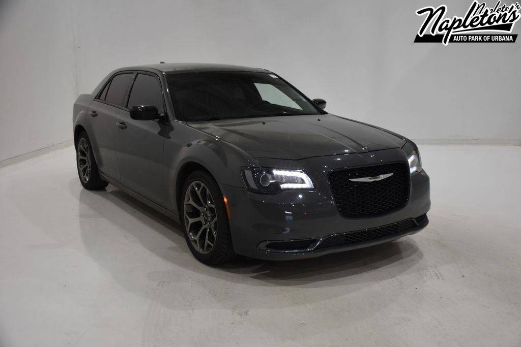 2018 Chrysler 300 Touring — Sedan — 174,063 mi — Urbana, IL
