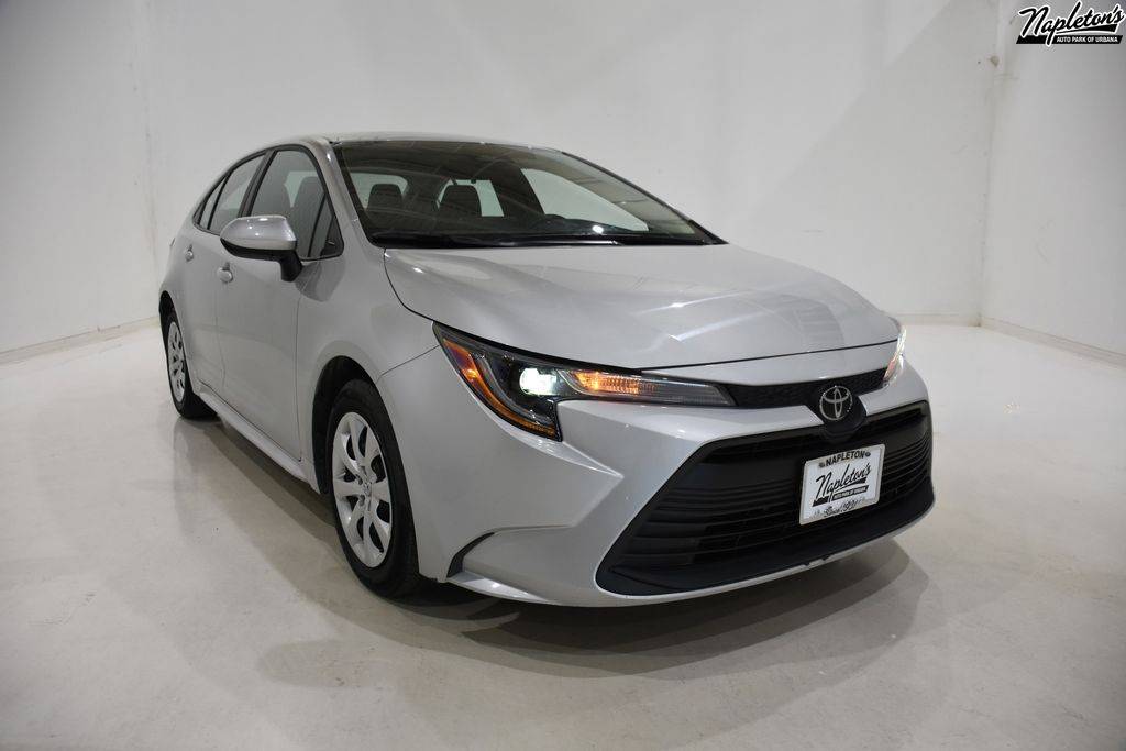 2024 Toyota Corolla LE — Sedan — 25,156 mi — Urbana, IL
