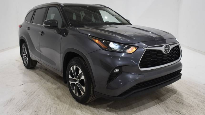 2024 Toyota Highlander XLE — SUV — 26,285 mi — Urbana, IL