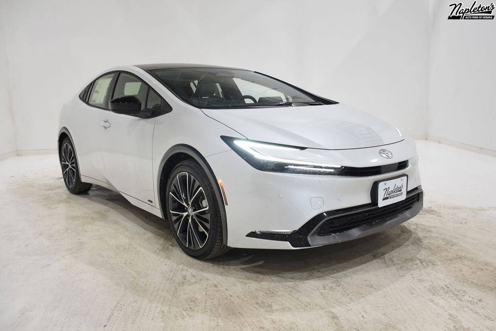 2024 Toyota Prius XLE — Hatchback — 3,425 mi — Urbana, IL