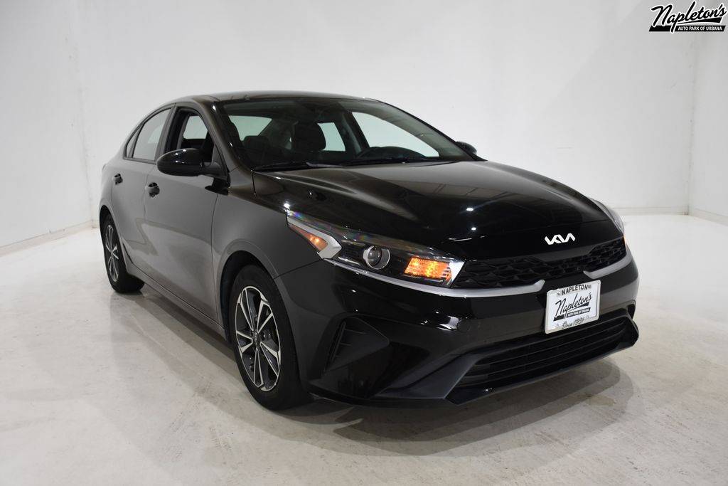 2023 Kia Forte LXS — Sedan — 53,817 mi — Urbana, IL