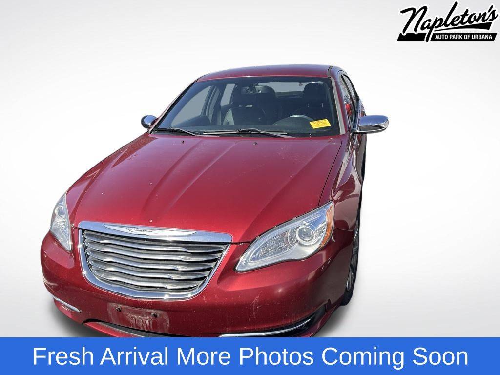 2014 Chrysler 200 Limited — Sedan — 107,985 mi — Urbana, IL