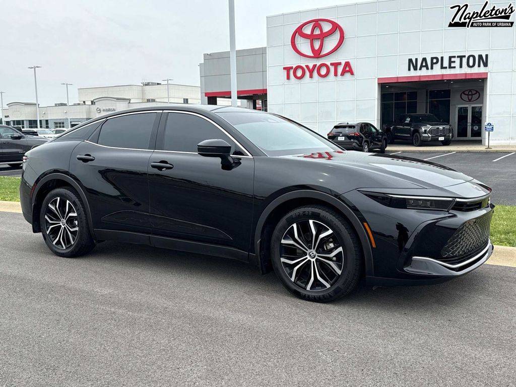 2023 Toyota Crown Limited — Sedan — 61,025 mi — Urbana, IL