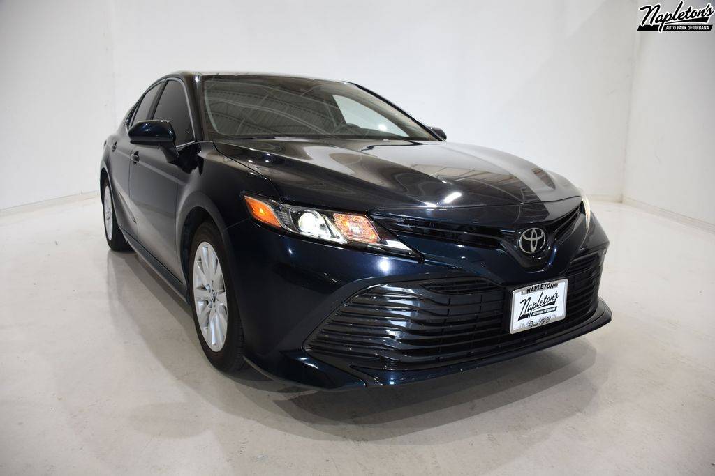 2019 Toyota Camry L — Sedan — 61,947 mi — Urbana, IL