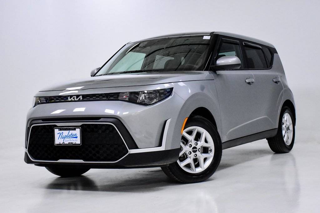 2025 Kia Soul LX — Hatchback — 20,782 mi — Elmhurst, IL