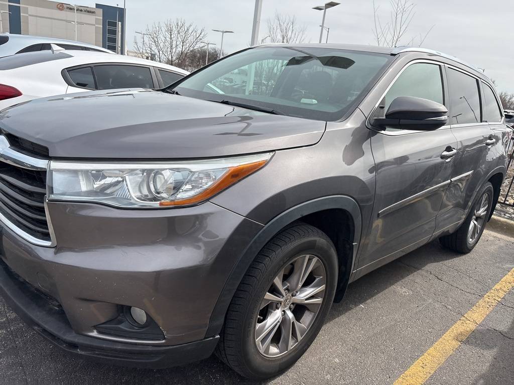 2015 Toyota Highlander XLE — SUV — 156,224 mi — Elmhurst, IL