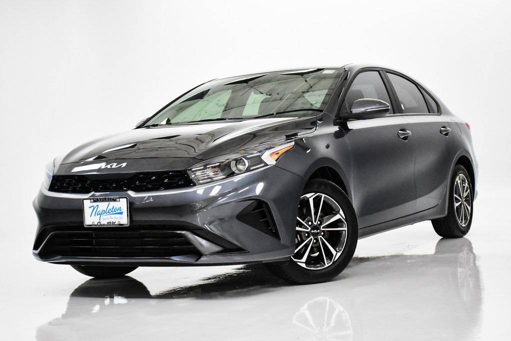 2023 Kia Forte LXS — Sedan — 7,196 mi — Elmhurst, IL