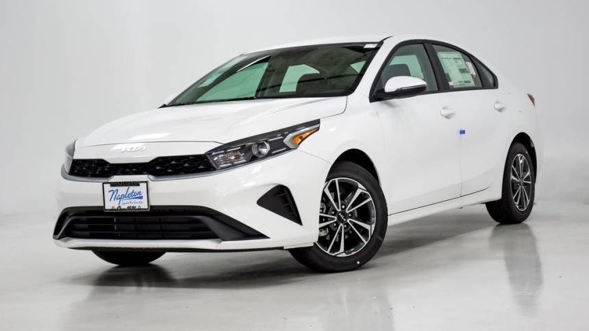 2023 Kia Forte LXS — Sedan — 1,240 mi — Elmhurst, IL