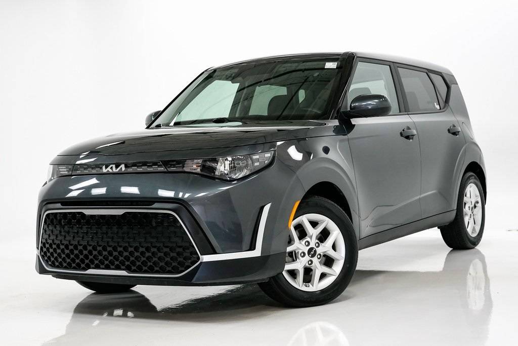 2024 Kia Soul LX — Hatchback — 38,717 mi — Elmhurst, IL