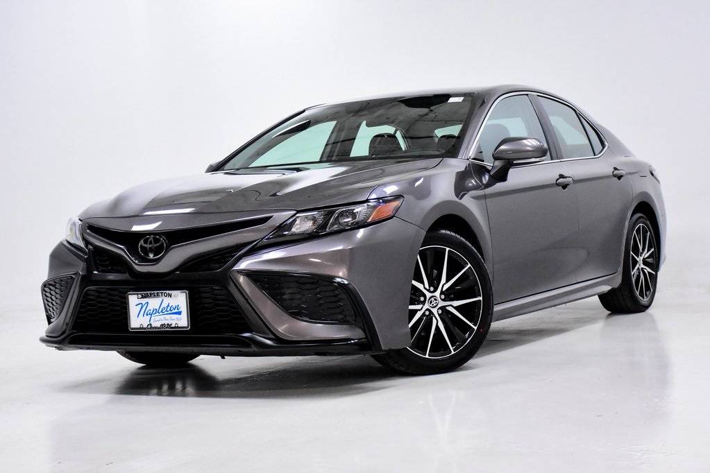 2023 Toyota Camry SE — Sedan — 57,274 mi — Elmhurst, IL