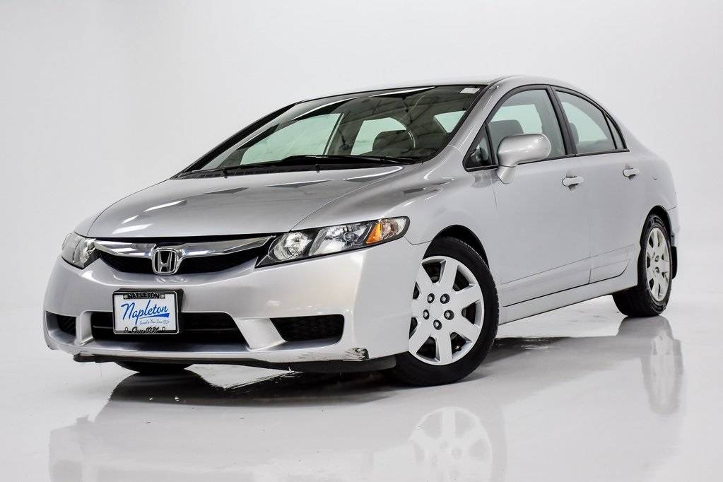 2009 Honda Civic LX — Sedan — 104,318 mi — Elmhurst, IL