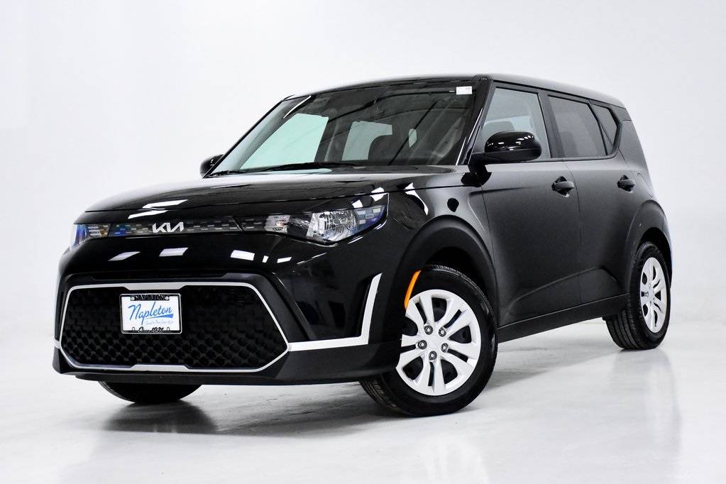 2023 Kia Soul LX — Hatchback — 61,185 mi — Elmhurst, IL