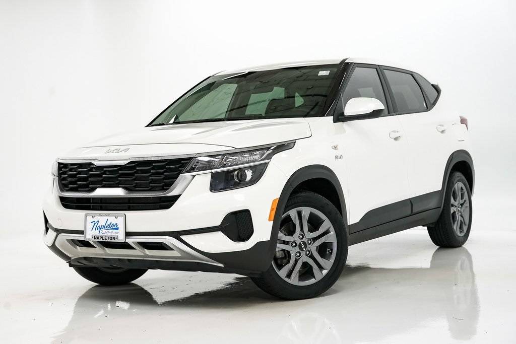 2023 Kia Seltos LX — SUV — 20,151 mi — Elmhurst, IL