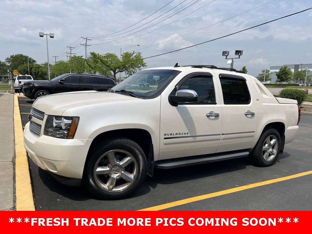 2011 Chevrolet Avalanche LTZ — Pickup Truck — 131,446 mi — Elmhurst, IL