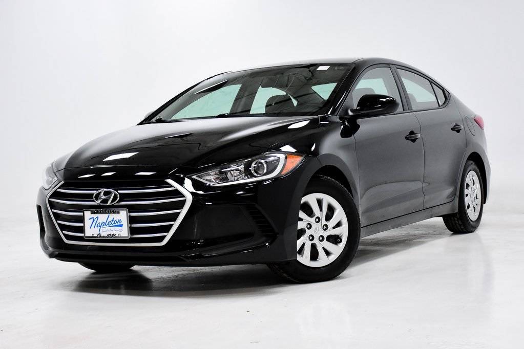 2017 Hyundai Elantra SE — Sedan — 52,132 mi — Elmhurst, IL