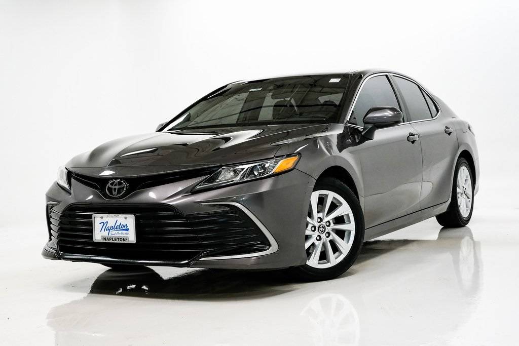 2021 Toyota Camry LE — Sedan — 164,720 mi — Elmhurst, IL
