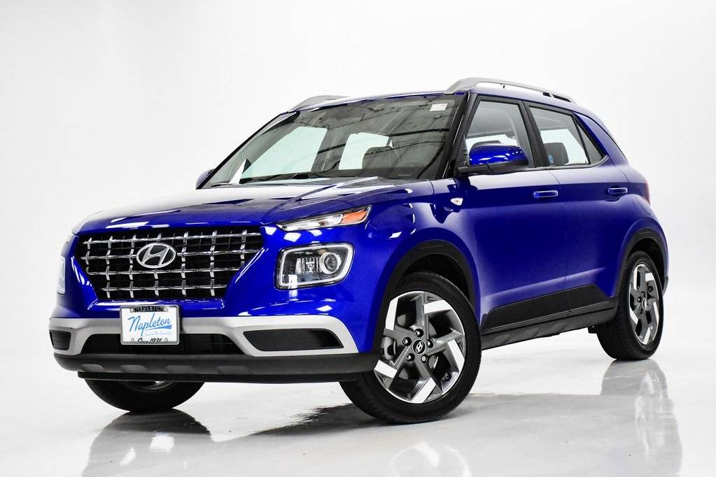 2024 Hyundai Venue Limited — SUV — 5,920 mi — Elmhurst, IL