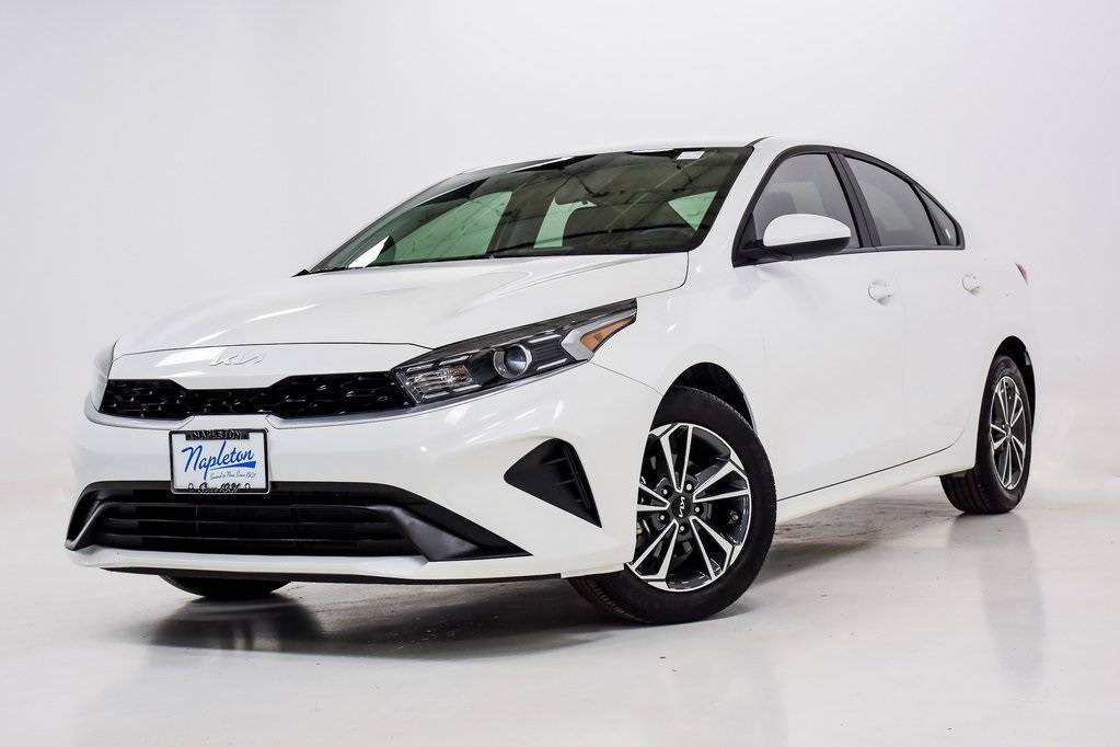 2024 Kia Forte LXS — Sedan — 8,673 mi — Elmhurst, IL