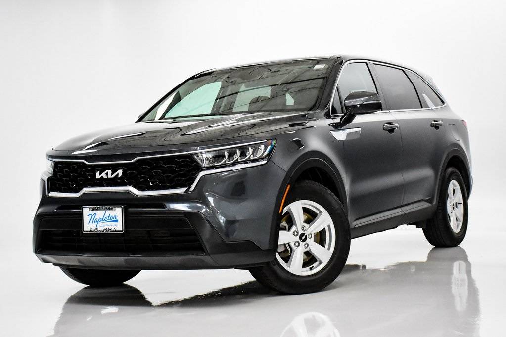 2023 Kia Sorento LX — SUV — 33,844 mi — Elmhurst, IL