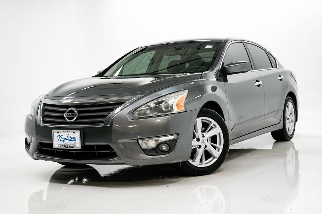 2015 Nissan Altima 2.5 SV — Sedan — 104,736 mi — Elmhurst, IL