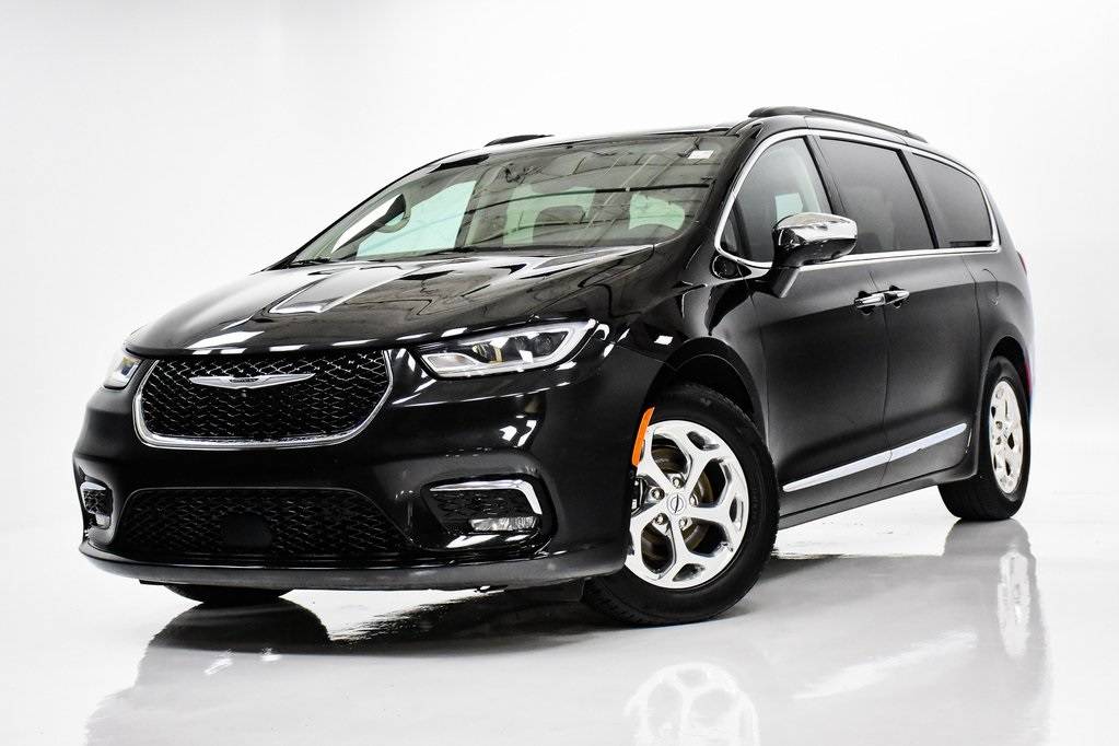 2022 Chrysler Pacifica Limited — Minivan — 79,332 mi — Elmhurst, IL