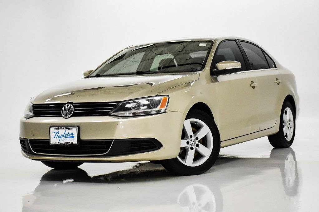 2013 Volkswagen Jetta TDI — Sedan — 107,133 mi — Elmhurst, IL