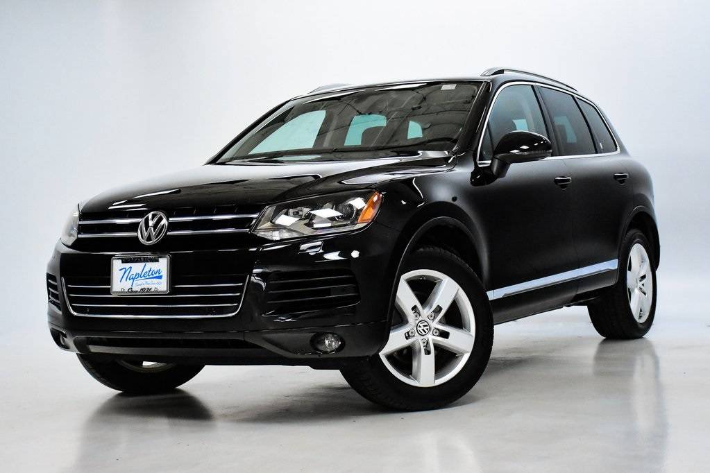 2012 Volkswagen Touareg VR6 Sport — SUV — 134,759 mi — Elmhurst, IL