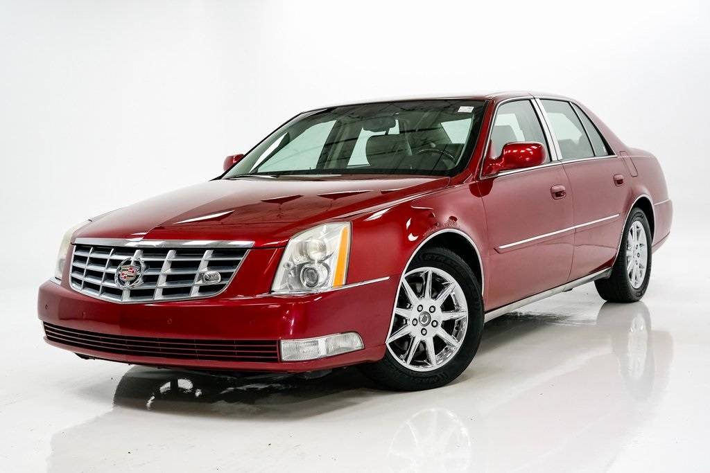 2010 Cadillac DTS 1SC — Sedan — 127,197 mi — Elmhurst, IL